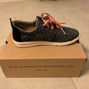 TOMS chambray dot sneakers